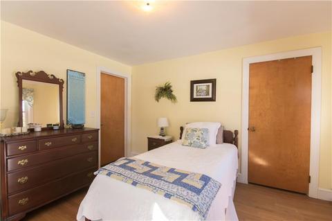 15 Central St, Warwick, RI 02886 photo 31