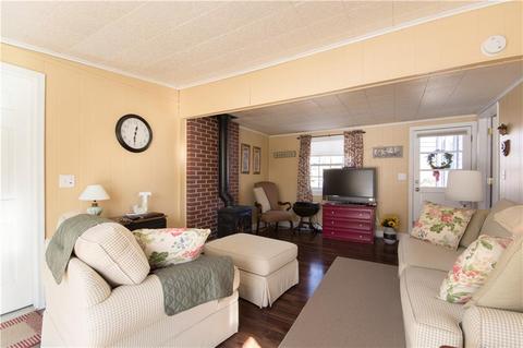 15 Central St, Warwick, RI 02886 photo 23