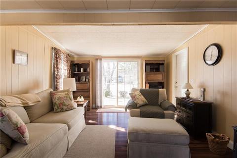 15 Central St, Warwick, RI 02886 photo 24