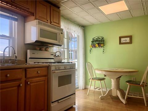36 Powhatan St, Warwick, RI 02889 photo 8