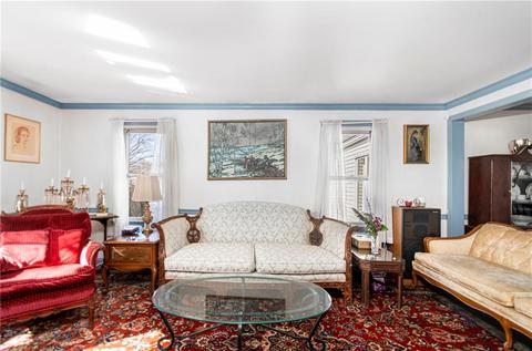 29 Squantum Dr, Warwick, RI 02888 photo 4