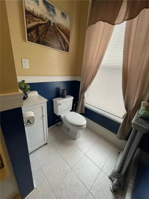 53 Hamlet Ave, Woonsocket, RI 02895 photo 18
