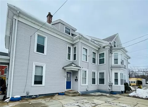53 Hamlet Ave, Woonsocket, RI 02895 photo 5