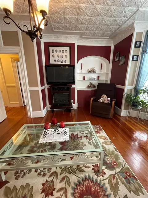 53 Hamlet Ave, Woonsocket, RI 02895 photo 8