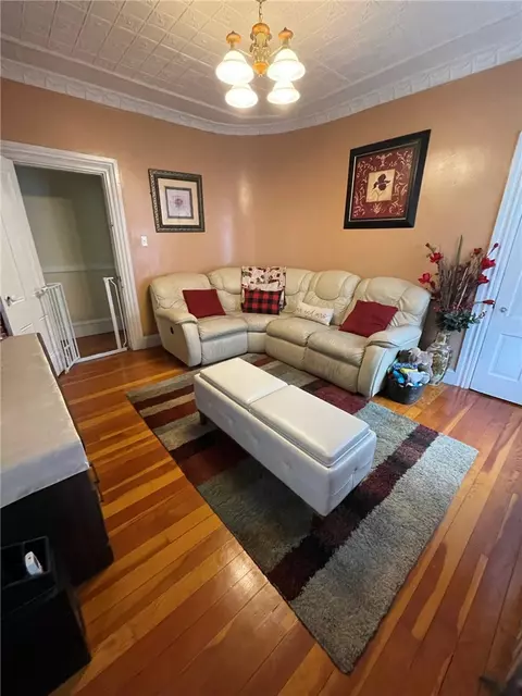 53 Hamlet Ave, Woonsocket, RI 02895 photo 11
