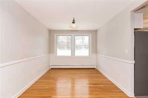 138 Walnut Hill Rd, Woonsocket, RI 02895 photo 6
