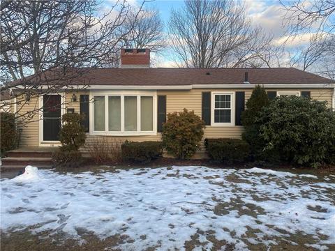116 Kiwanee Rd, Warwick, RI 02888 photo 1
