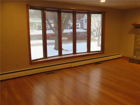 25 Talcott St, Woonsocket, RI 02895 photo 3