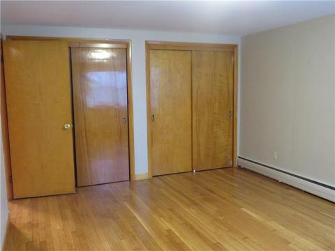 25 Talcott St, Woonsocket, RI 02895 photo 9