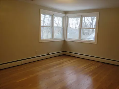 25 Talcott St, Woonsocket, RI 02895 photo 7