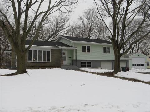 25 Talcott St, Woonsocket, RI 02895 photo 1