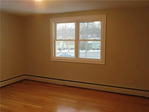 25 Talcott St, Woonsocket, RI 02895 photo 11
