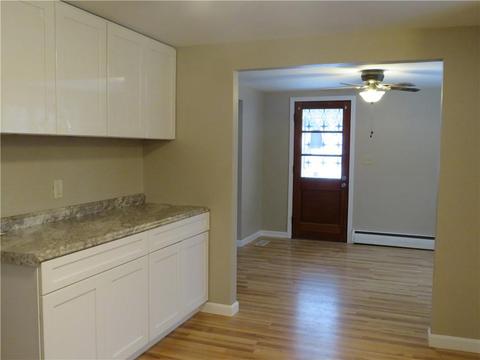 25 Talcott St, Woonsocket, RI 02895 photo 5