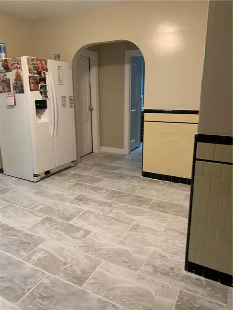 79 Killingly St, Providence, RI 02909 photo 8