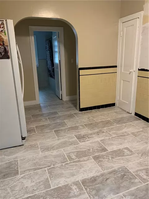 79 Killingly St, Providence, RI 02909 photo 7