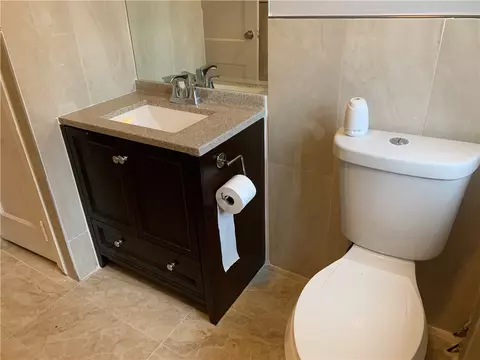 79 Killingly St, Providence, RI 02909 photo 5