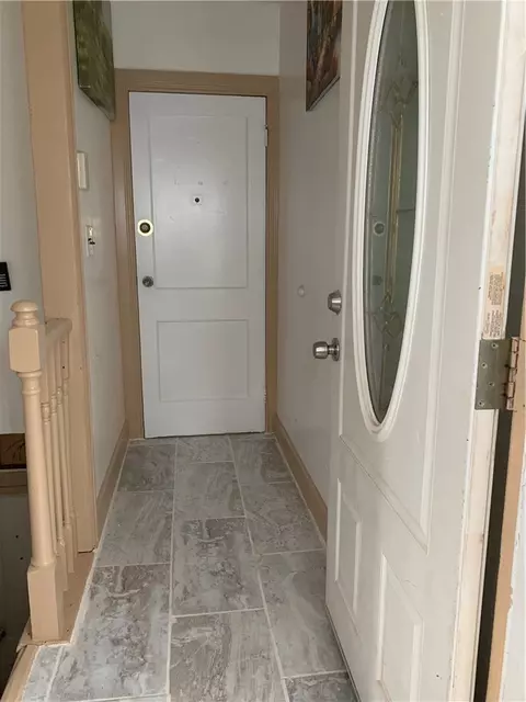 79 Killingly St, Providence, RI 02909 photo 9