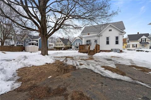 33 Vose St, Woonsocket, RI 02895 photo 33