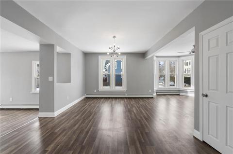 33 Vose St, Woonsocket, RI 02895 photo 4