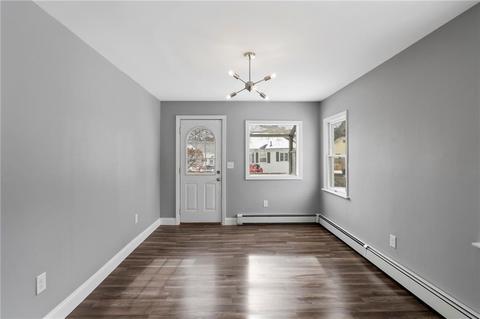 33 Vose St, Woonsocket, RI 02895 photo 7