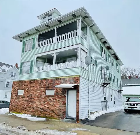 401 Willow St, Woonsocket, RI 02895 photo 2