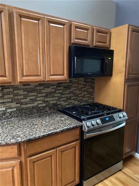 22 Valley View Dr, Cranston, RI 02920 photo 11