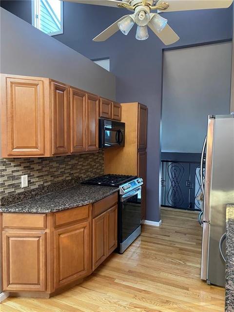 22 Valley View Dr, Cranston, RI 02920 photo 10