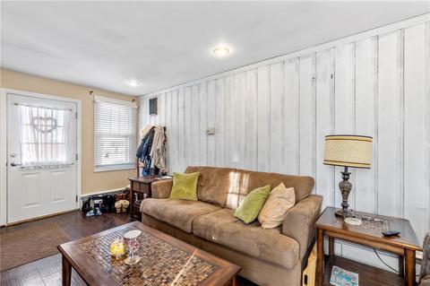 76 Commodore Ave, Warwick, RI 02888 photo 7
