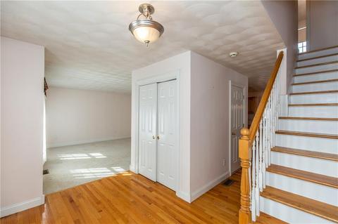 2 Capron Rd, Smithfield, RI 02917 photo 4