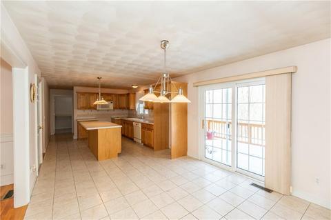 2 Capron Rd, Smithfield, RI 02917 photo 17