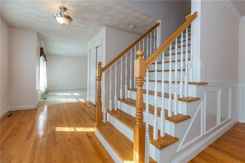 2 Capron Rd, Smithfield, RI 02917 photo 3