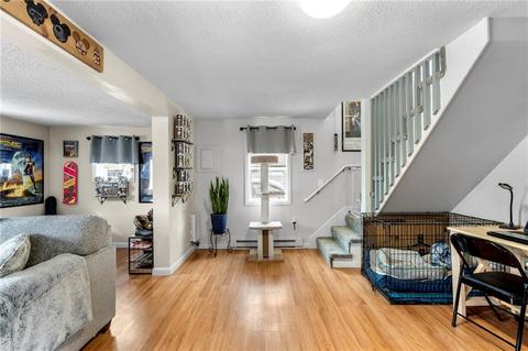 7 Wilcox St, Warwick, RI 02889 photo 4