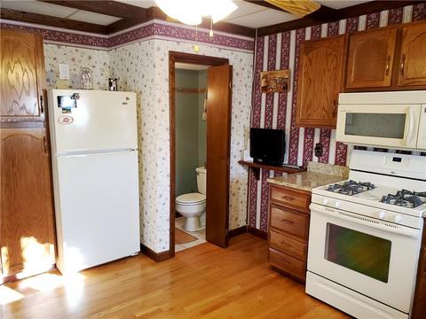 135 Knight St, Woonsocket, RI 02895 photo 9