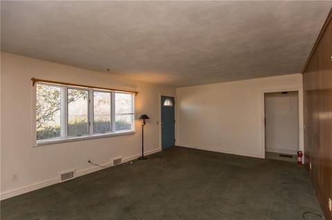 6 Judi Ln, Westerly, RI 02891 photo 3