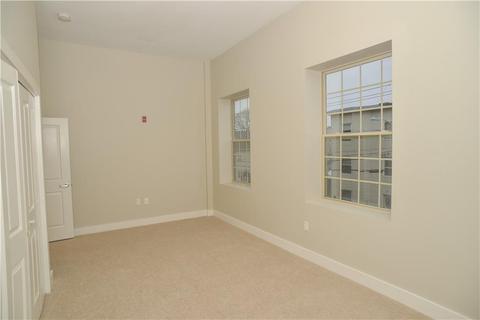 39 Webster St #301, Pawtucket, RI 02860 photo 12