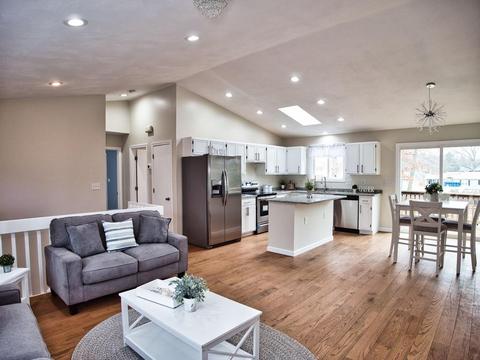 138 Spring Grove Ave, Warwick, RI 02889 photo 17