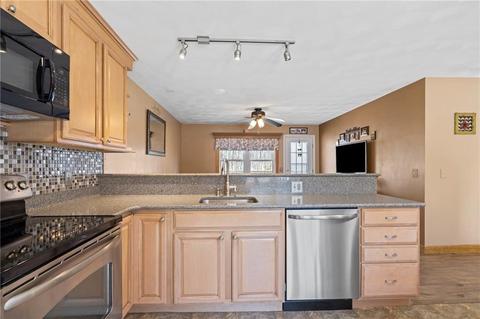 17 Moss Ln, Coventry, RI 02816 photo 8