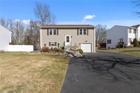 17 Moss Ln, Coventry, RI 02816 photo 2
