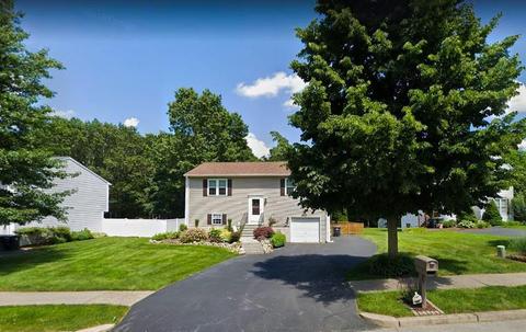 17 Moss Ln, Coventry, RI 02816 photo 4