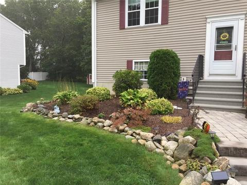 17 Moss Ln, Coventry, RI 02816 photo 3