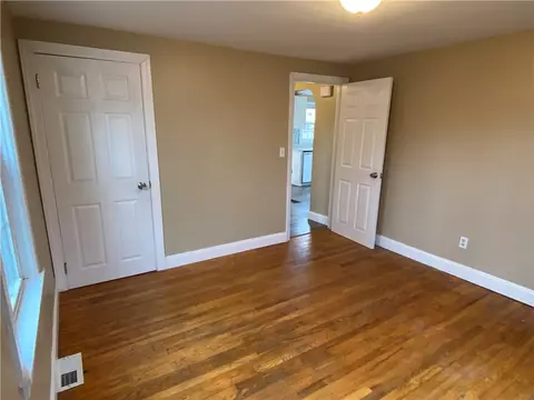 1110 Main Ave, Warwick, RI 02886 photo 10
