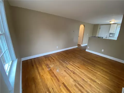 1110 Main Ave, Warwick, RI 02886 photo 5