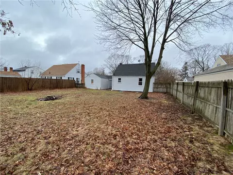 1110 Main Ave, Warwick, RI 02886 photo 27