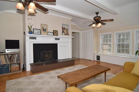 38 Milton Rd, Warwick, RI 02888 photo 4