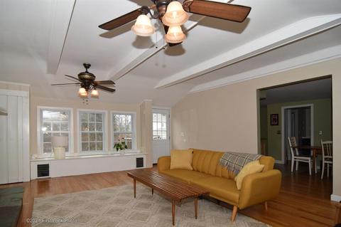 38 Milton Rd, Warwick, RI 02888 photo 6