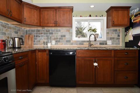 38 Milton Rd, Warwick, RI 02888 photo 11