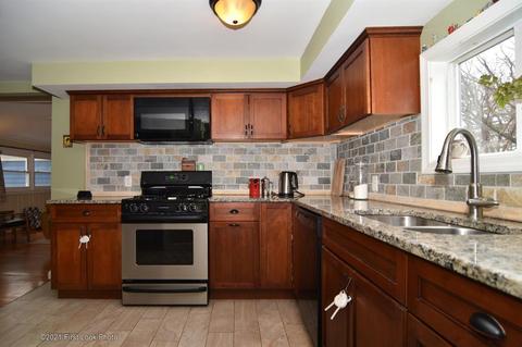 38 Milton Rd, Warwick, RI 02888 photo 9