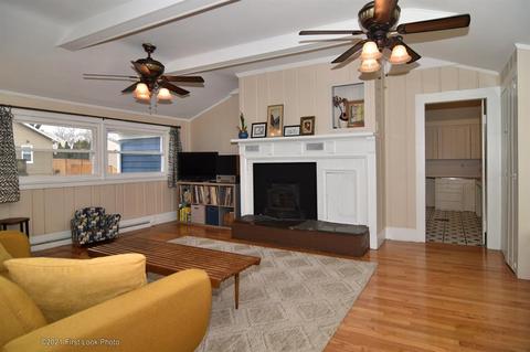 38 Milton Rd, Warwick, RI 02888 photo 2