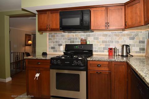38 Milton Rd, Warwick, RI 02888 photo 10