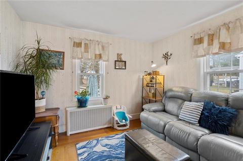 60 Pilgrim Ave, Coventry, RI 02816 photo 8